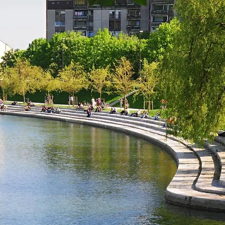 Riverside Ljubljanica With Private Parking Διαμέρισμα Λιουμπλιάνα